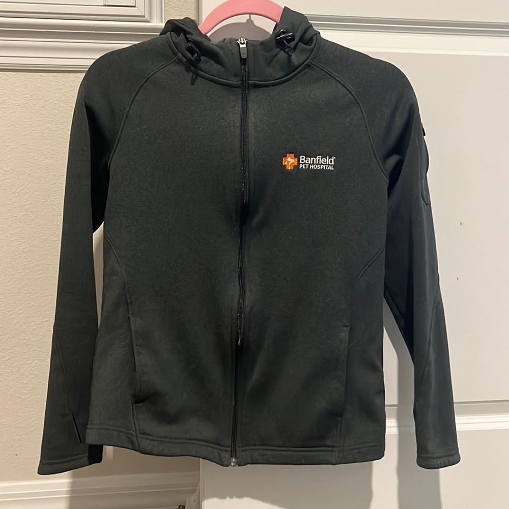 Banfield grey jacket